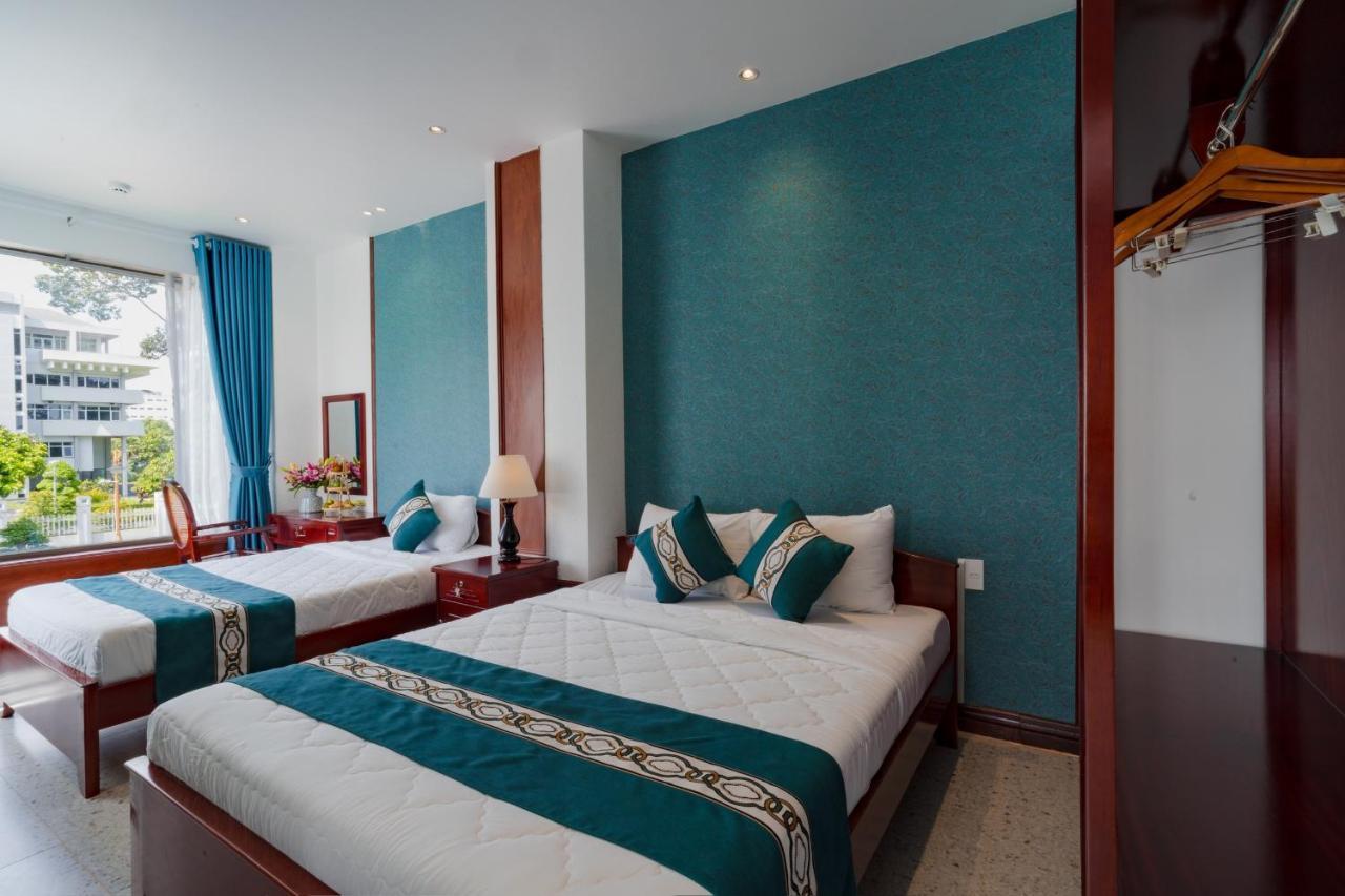 Chuong Duong 3*