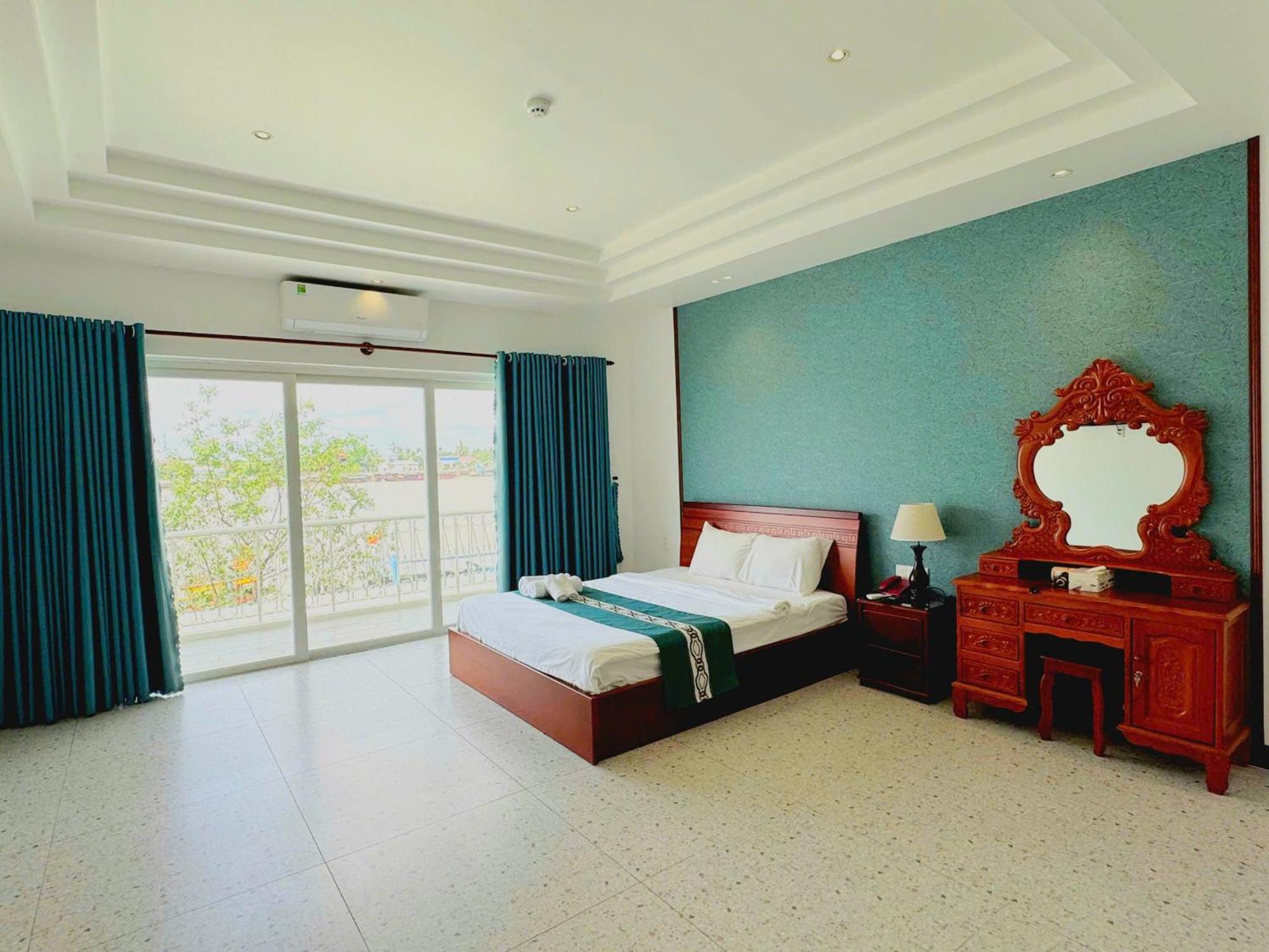 Hotel Chuong Duong 3*